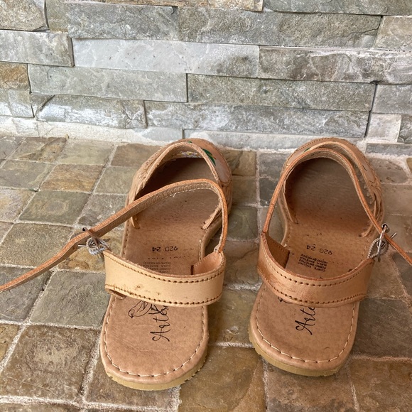 Sunflower 🌻 sandals / huraches de girasol - Picture 5 of 7